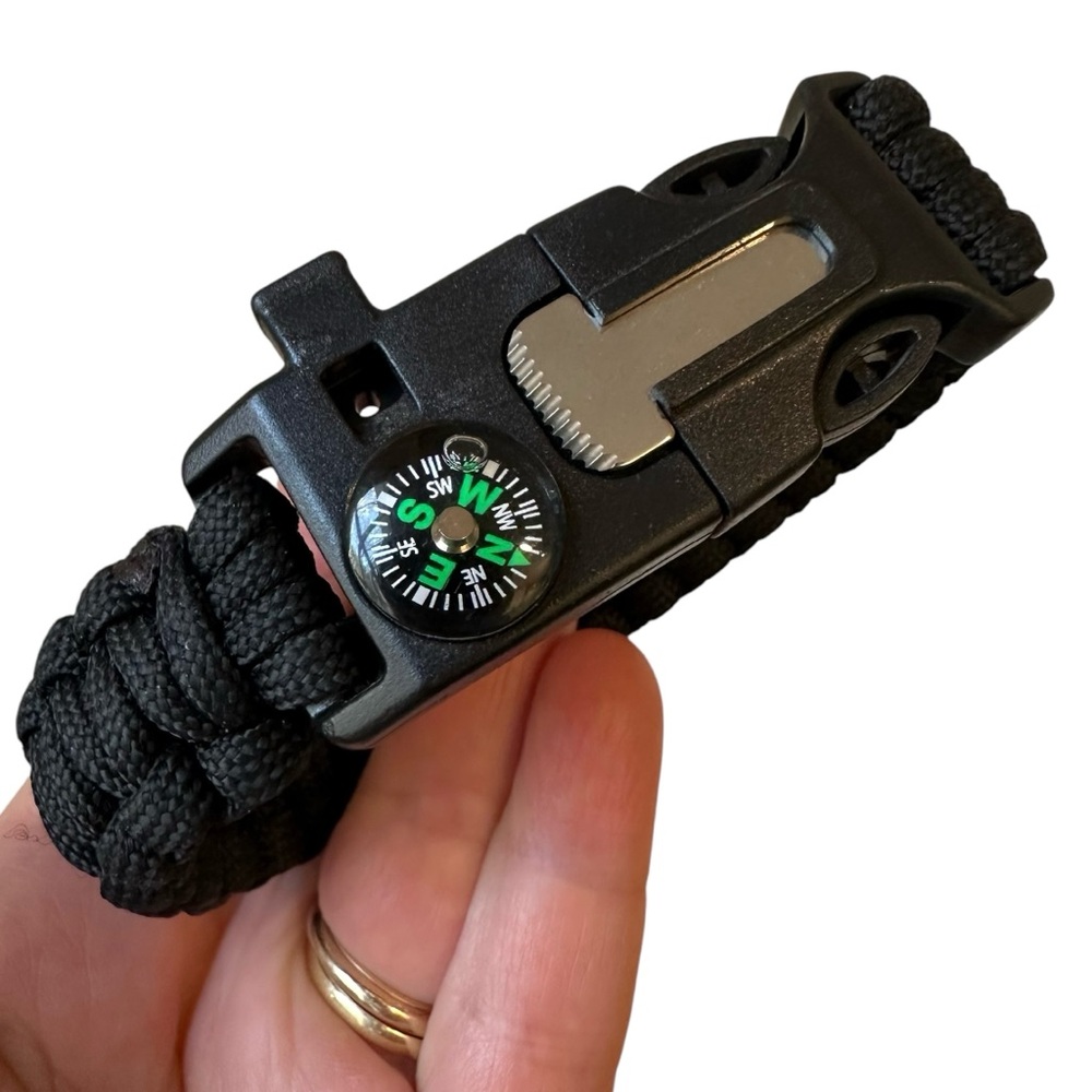 Black Survival Bracelet with Compass